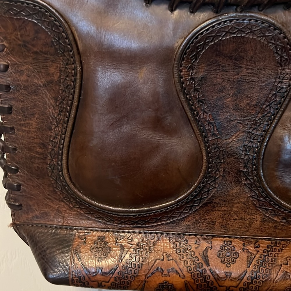 Anna Cainzo vintage leather brown tooled bag. - Picture 2 of 9